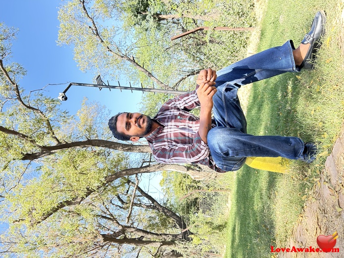 Beye15 Indian Man from Bhatinda