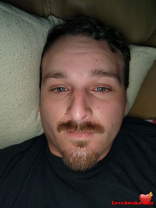 Findinglove94 American Man from Los Angeles