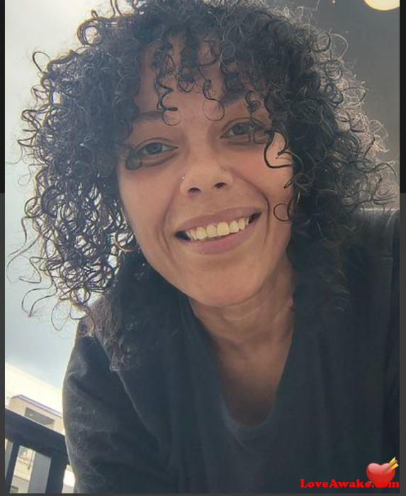 Santinyah45 American Woman from Davenport