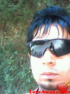 hiqaisar Pakistani Man from Islamabad