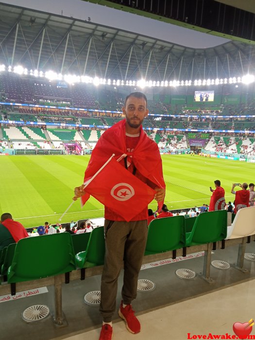 Oussama1999 Qatari Man from Al Doha Al Jadeeda