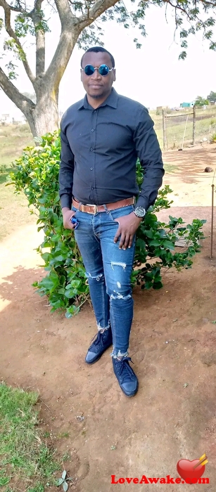 Thabza28 African Man from Harding