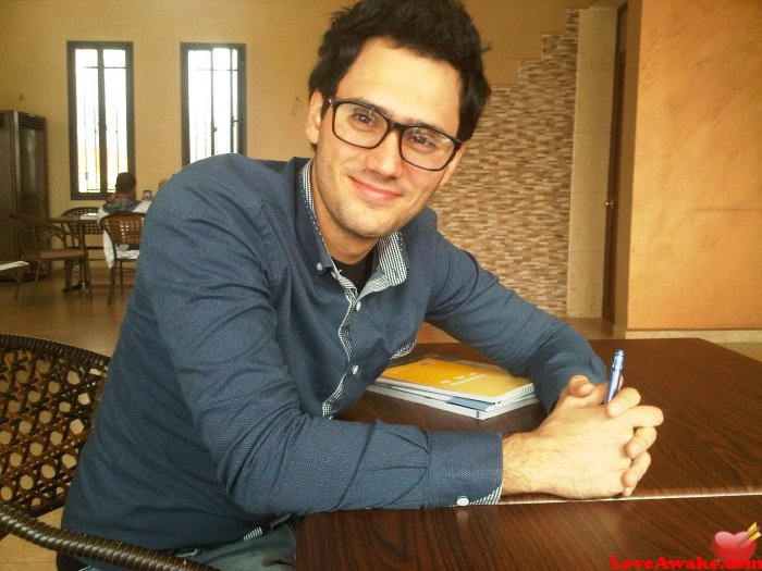 sondagel Lebanese Man from Beirut