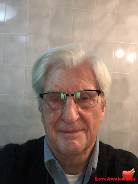 ASI536GOF Canadian Man from Beaconsfield