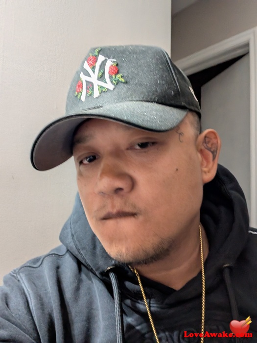 Holeechit Canadian Man from Calgary