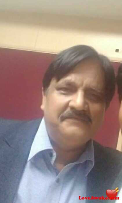 URmuse17 Indian Man from New Delhi