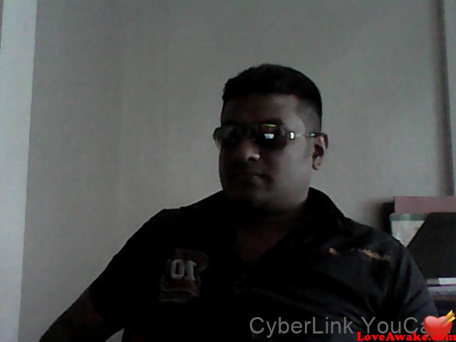roshan70 Sri Lankan Man from Colombo