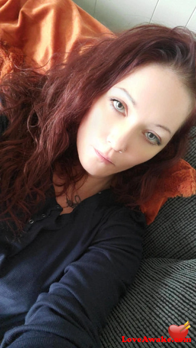 Angelface666 Canadian Woman from Creston