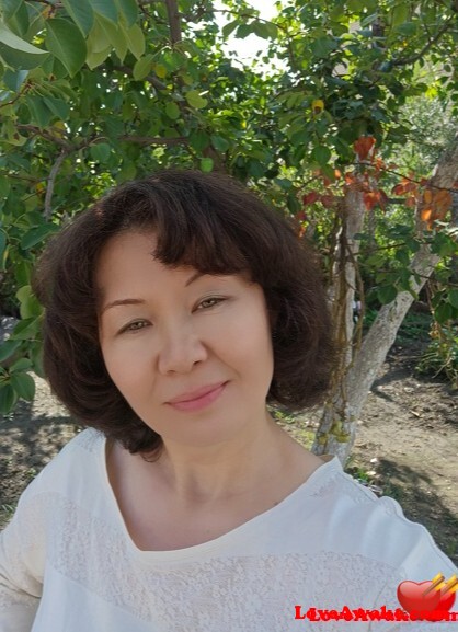 SabinaGreen Kazakh Woman from Kostanay