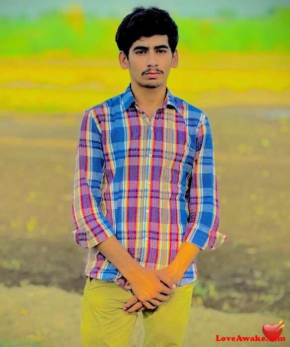 raishaharyar Pakistani Man from Okara