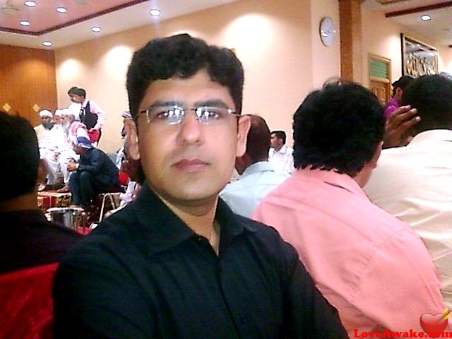 naveed65 Pakistani Man from Lahore