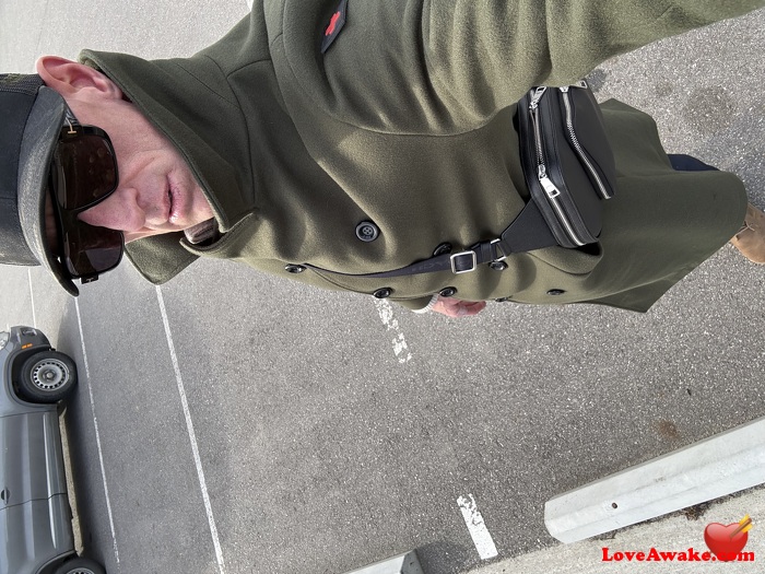 jstnrml Canadian Man from Kelowna