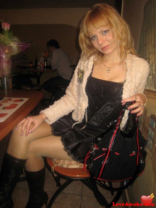 Yulya Ukrainian Woman from Lutsk