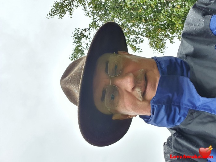 79809HGK Filipina Man from Cebu