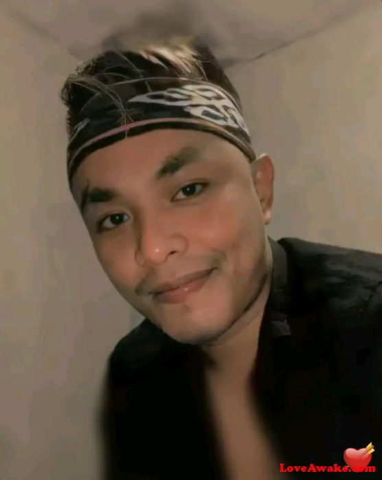 iqliman Indonesian Man from Mataram