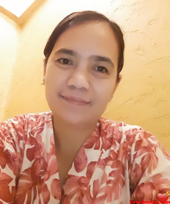 crismari Filipina Woman from Manila