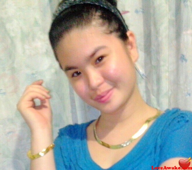 ATManuel Filipina Woman from Cavite, Luzon