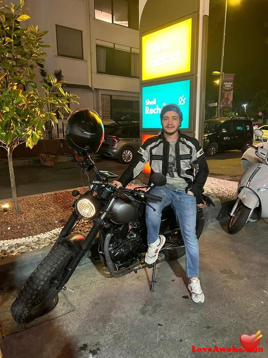 Mert92 Turkish Man from Fatih