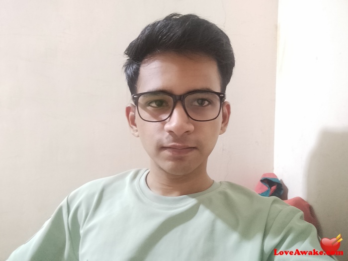 GK- Indian Man from Mumbai (ex Bombay)