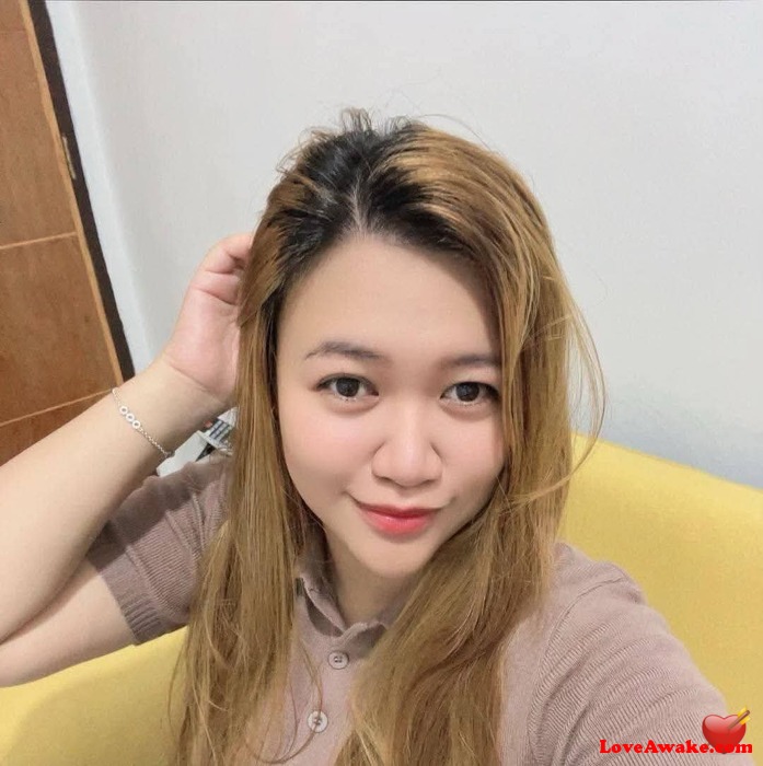 Glammyoh Filipina Woman from Pampanga