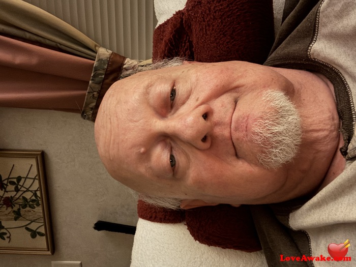 LonlyWidower American Man from Windber
