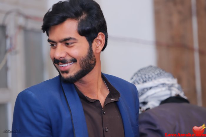 Gimm Pakistani Man from Islamabad