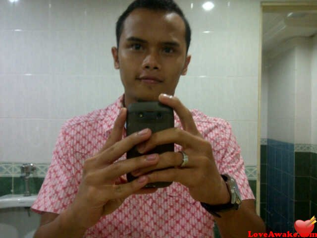 aizadpaying Malaysian Man from Kuala Lumpur