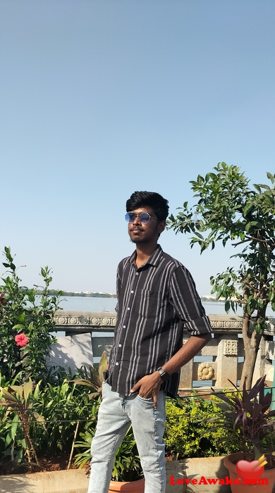 MoneshT Indian Man from Namakkal