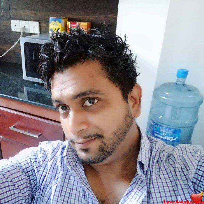 kasund80 Sri Lankan Man from Colombo
