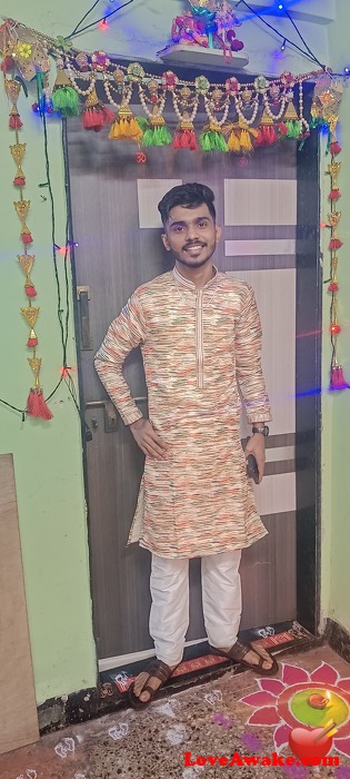 asergian10 Indian Man from Mumbai (ex Bombay)