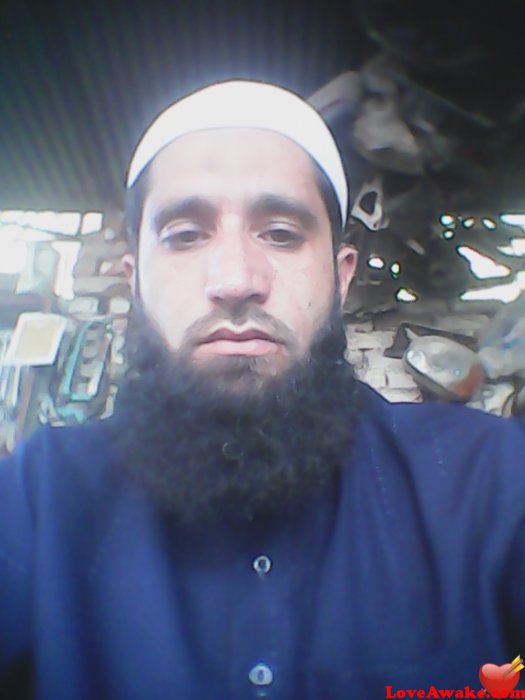 zinc19 Pakistani Man from Lahore