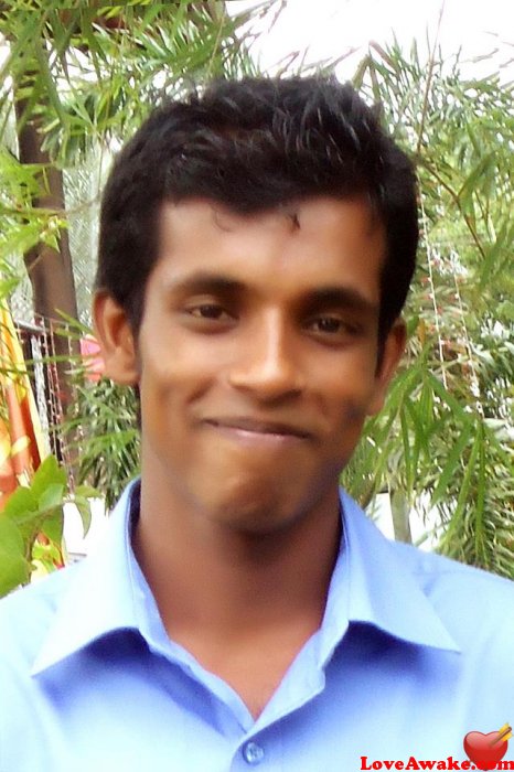 ganidu Sri Lankan Man from Gampaha