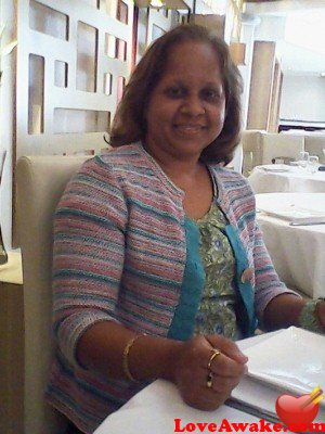 Isha02 Mauritius Woman from Port Louis
