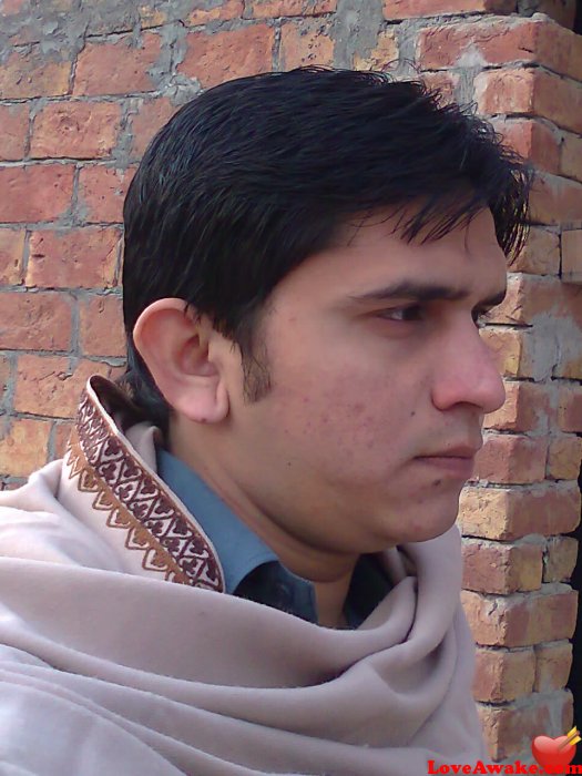 qamar-007 Pakistani Man from Faisalabad