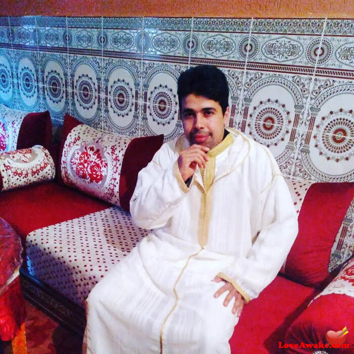 medx23 Morocco Man from Oujda