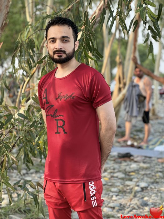 Shoaib0999 UK Man from Glasgow