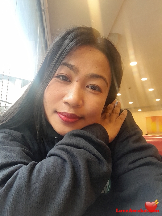 Choan Filipina Woman from Reina Mercedes