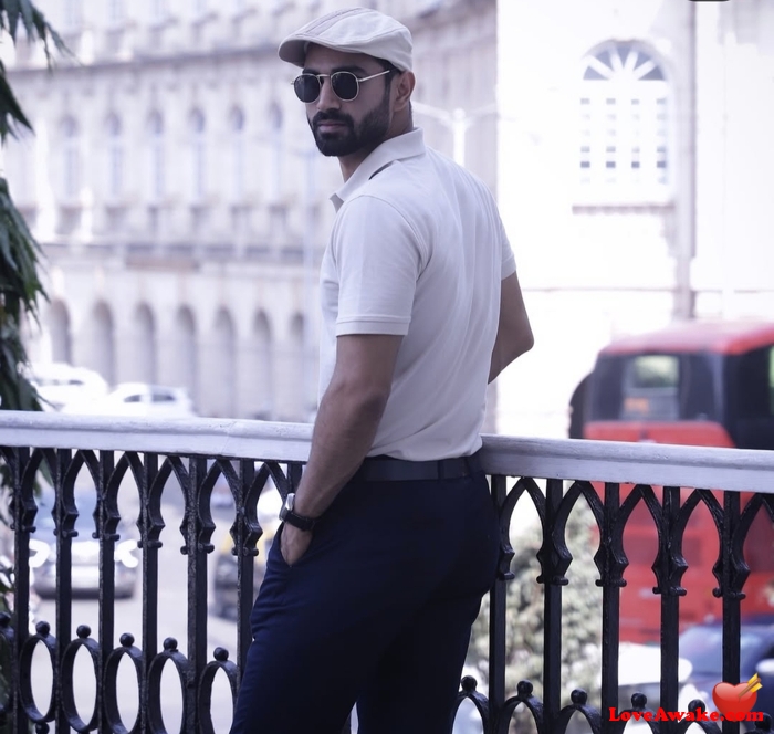 RanveerSingh001 Indian Man from New Delhi
