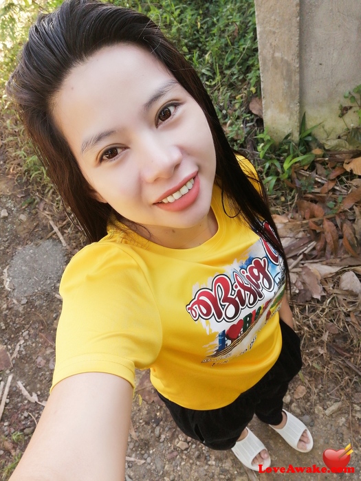 Fefaith Filipina Woman from Davao, Mindanao