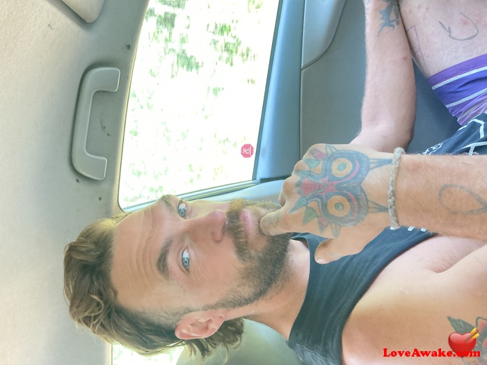 Chxseonyourcxse Canadian Man from Edmonton