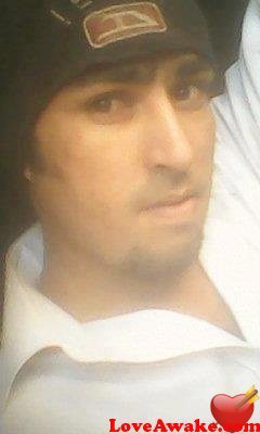 sak00n Pakistani Man from Karachi