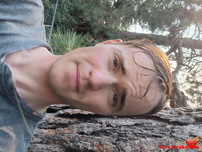 Raincast74 American Man from Spokane