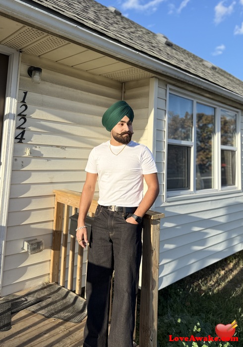 Himanshu1122 Canadian Man from London