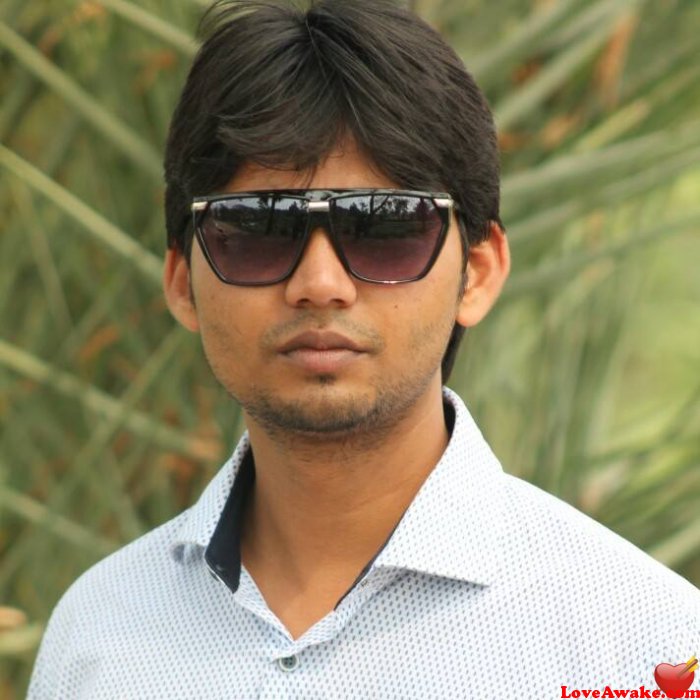 SK33 Bangladeshi Man from Dhaka