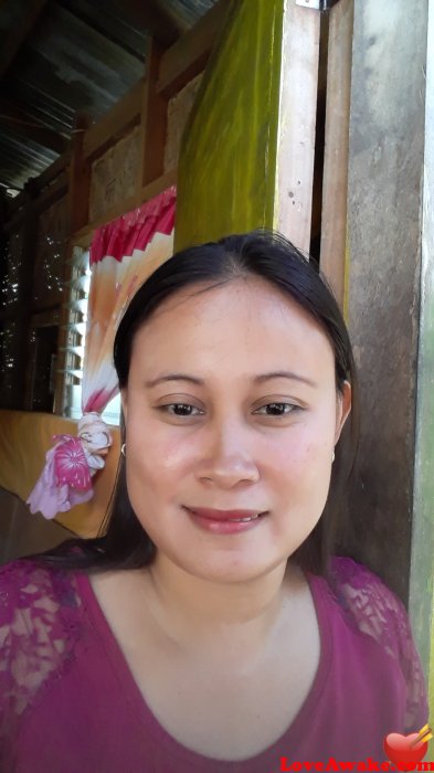 Che31 Filipina Woman from Cebu