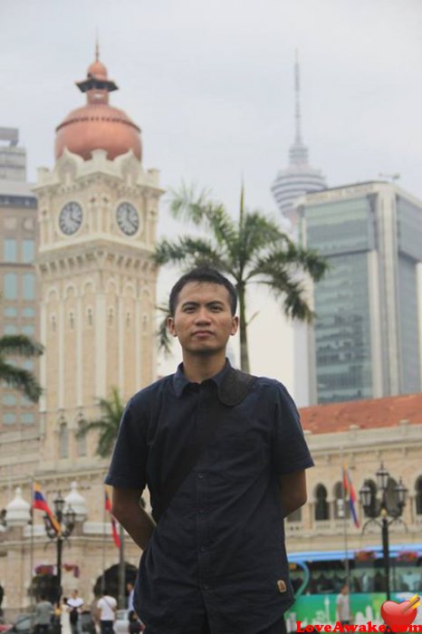 Hidayat01 Indonesian Man from Surabaya