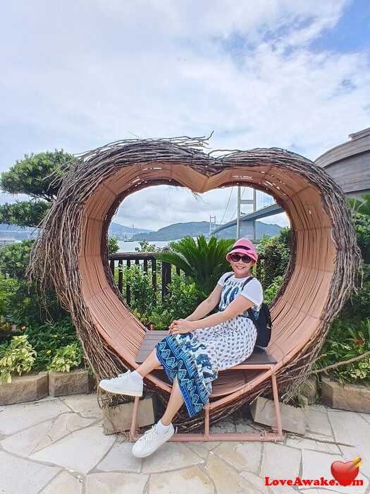 ABARIES Filipina Woman from Manila