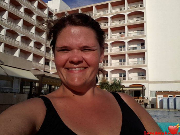 Marie1982 Spanish Woman from Barcelona