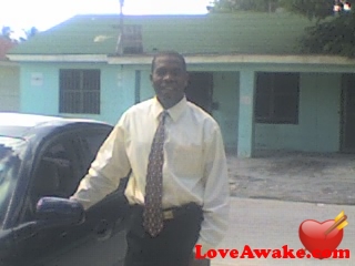 driver Bahamian Man from Nassau