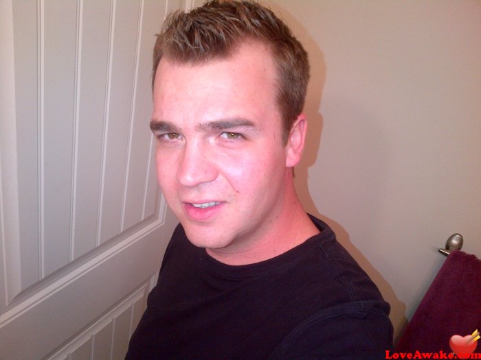 Thenewguy87 Canadian Man from Red Deer